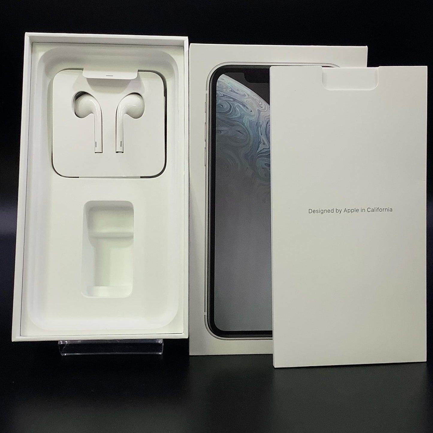 【全額返金保証】【最速発送】Apple iPhone iPhone XR 256GB ホワイト docomo 白ロム 動作確認済 78%