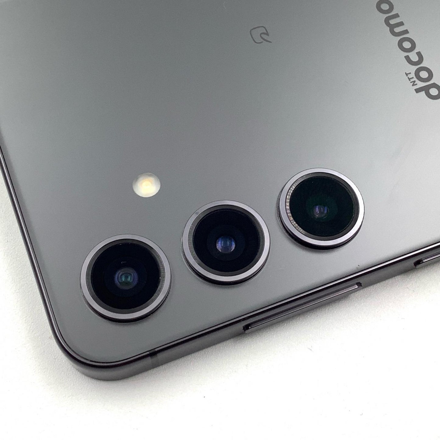 【全額返金保証】【最速発送】SAMSUNG Galaxy S24 256GB オニキスブラック docomo SC-51E 白ロム 美品 動作確認済