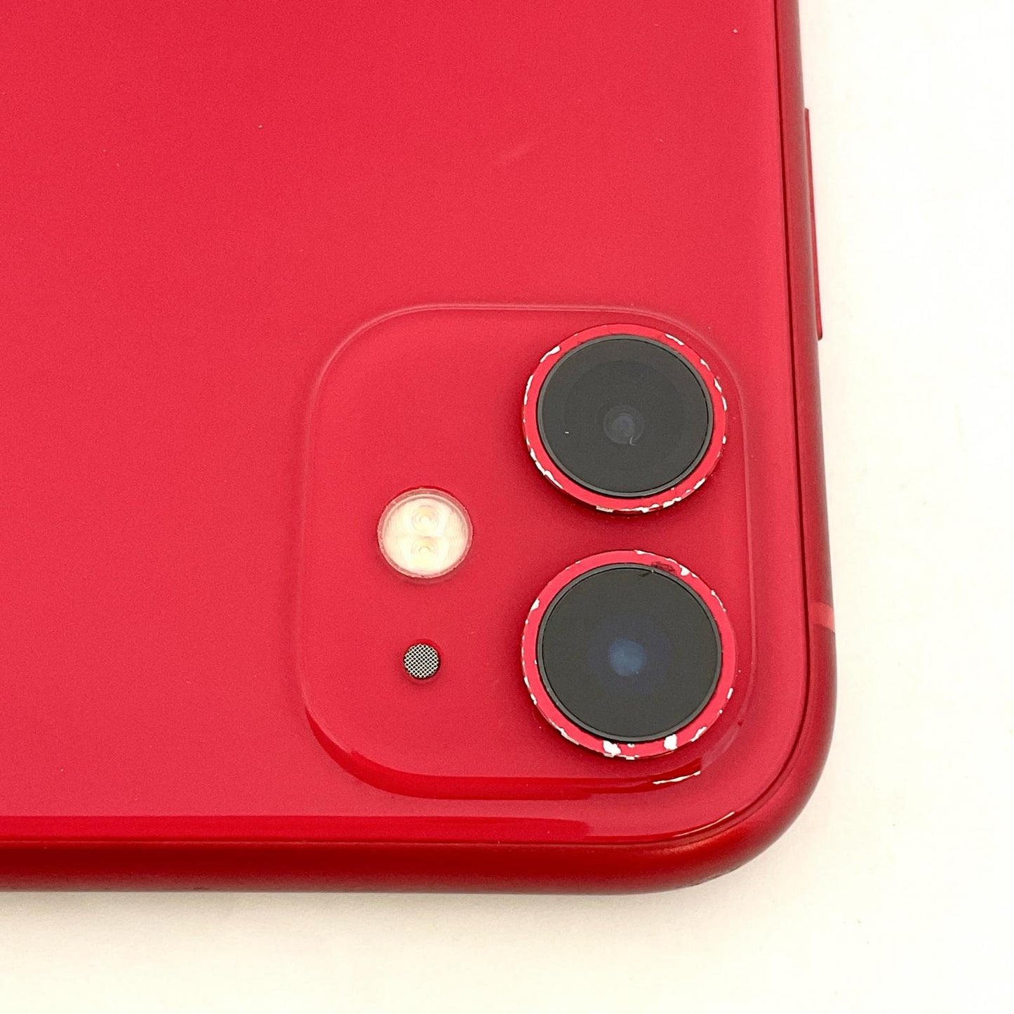 【全額返金保証】【最速発送】Apple iPhone iPhone 11 128GB (PRODUCT)RED docomo 白ロム 動作確認済 72%