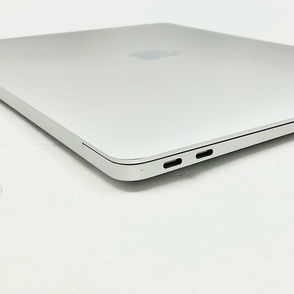 【全額返金保証】【最速発送】Apple MacBook Air 13.3インチ 2020 1.1 GHz デュアルコア Intel Core i3 8GB SSD 256GB シルバー 89.7% 動作確認済
