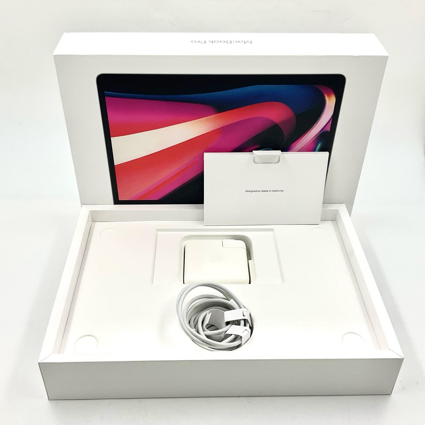 【全額返金保証】【最速発送】Apple MacBook Pro 13インチ 2020 Apple M1 8GB SSD 256GB シルバー 97% 動作確認済