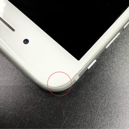 【全額返金保証】【最速発送】Apple iPhone iPhone Plus 8 Plus 256GB シルバー docomo 白ロム 動作確認済 76%