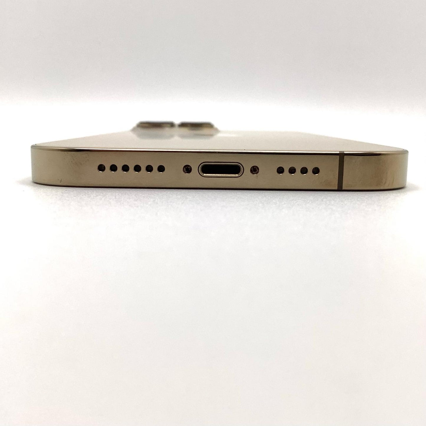 【全額返金保証】【最速発送】Apple iPhone iPhone 13 Pro Max 512GB ゴールド docomo 動作確認済 83%