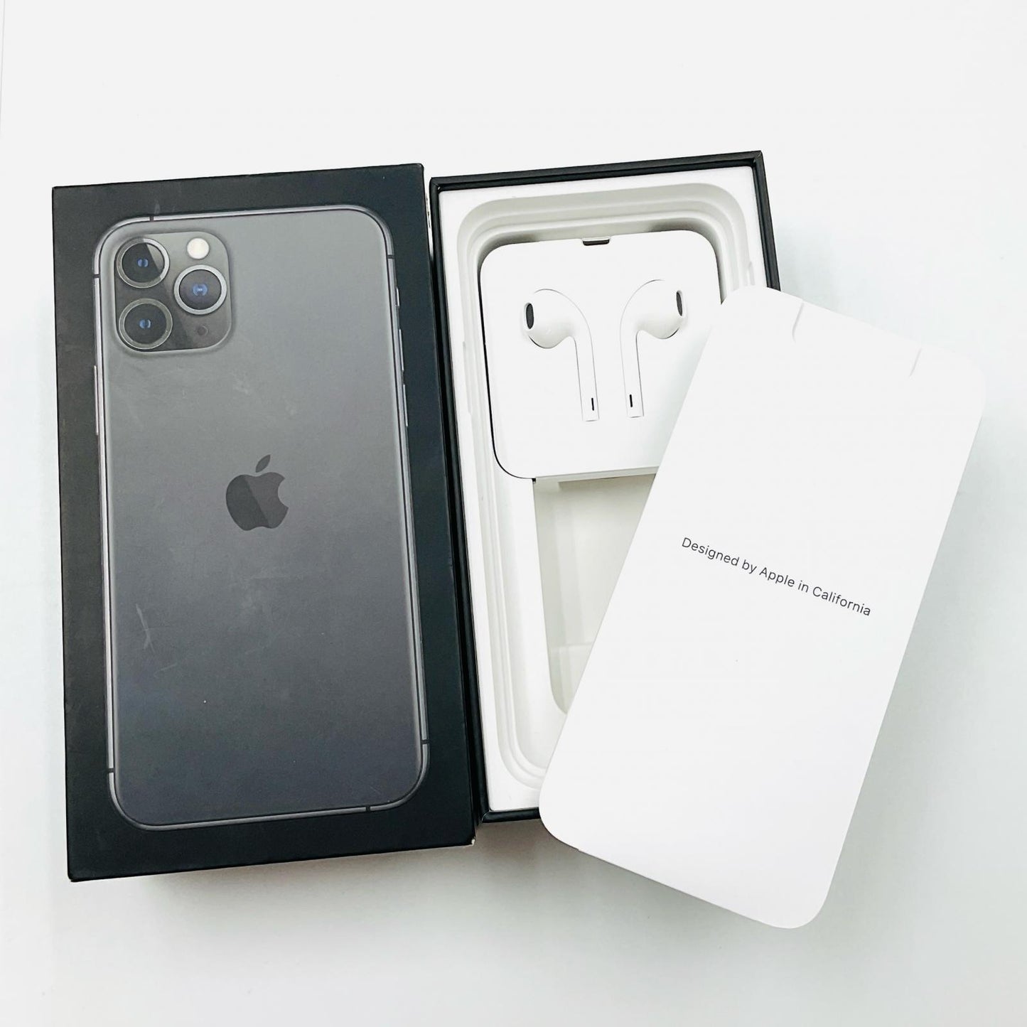 【全額返金保証】【最速発送】Apple iPhone iPhone 11 Pro 64GB スペースグレイ au 白ロム 動作確認済 79%