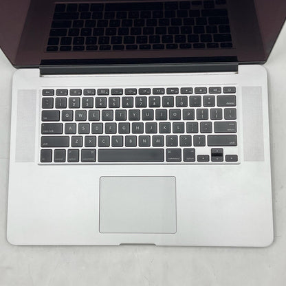 【全額返金保証】【最速発送】Apple MacBook Pro 15.4インチ 2013 2 GHz クアッドコア Intel Cor i7 8GB SSD 256GB シルバー 93.4% 動作確認済