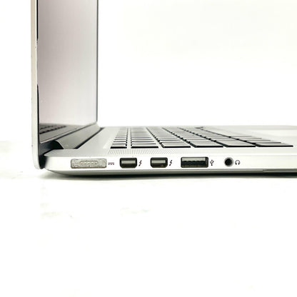 【全額返金保証】【最速発送】Apple MacBook Pro 15.4インチ 2013 2 GHz クアッドコア Intel Cor i7 8GB SSD 256GB シルバー 93.4% 動作確認済