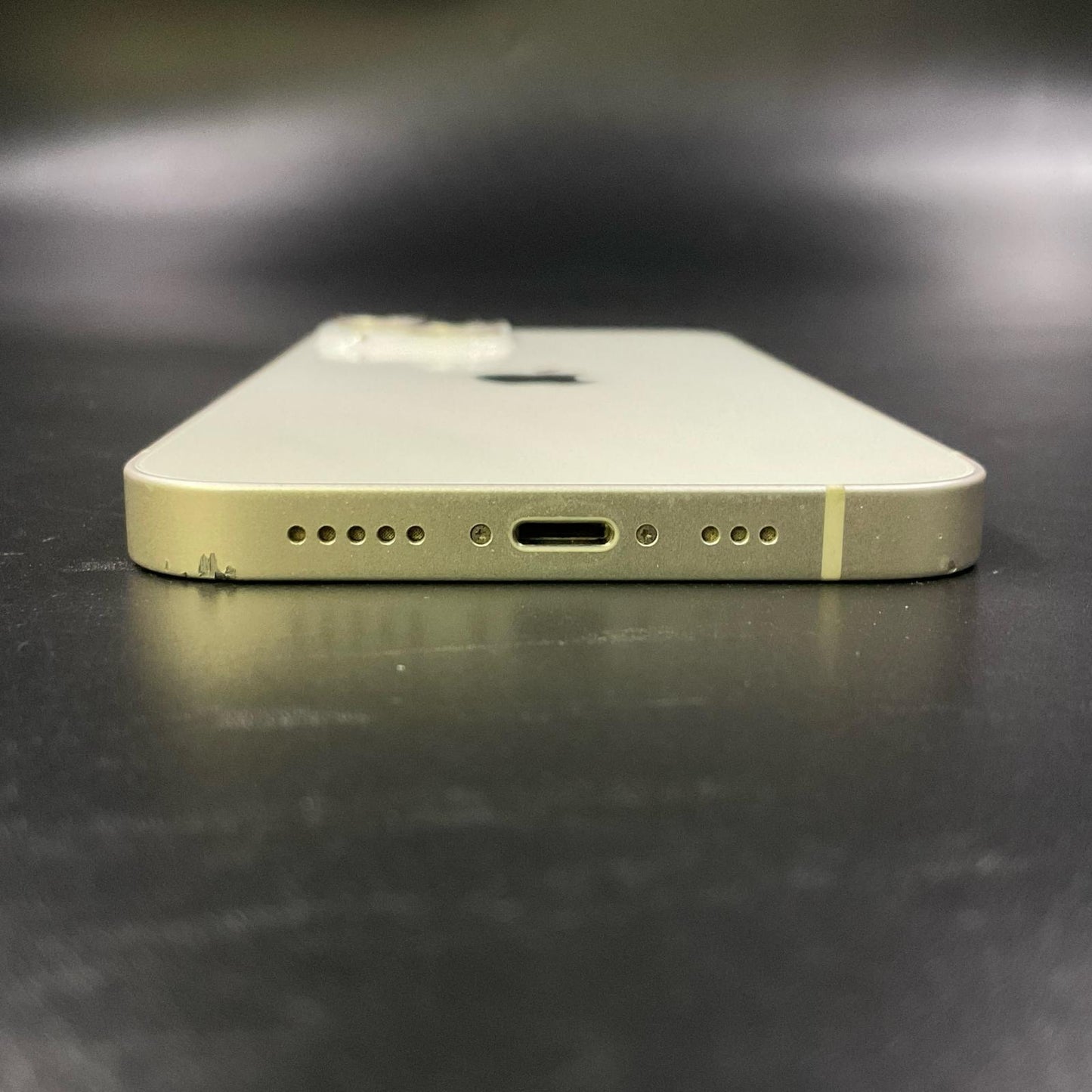 【最速発送】Apple iPhone iPhone 14 128GB スターライト docomo 白ロム【難有】 85%