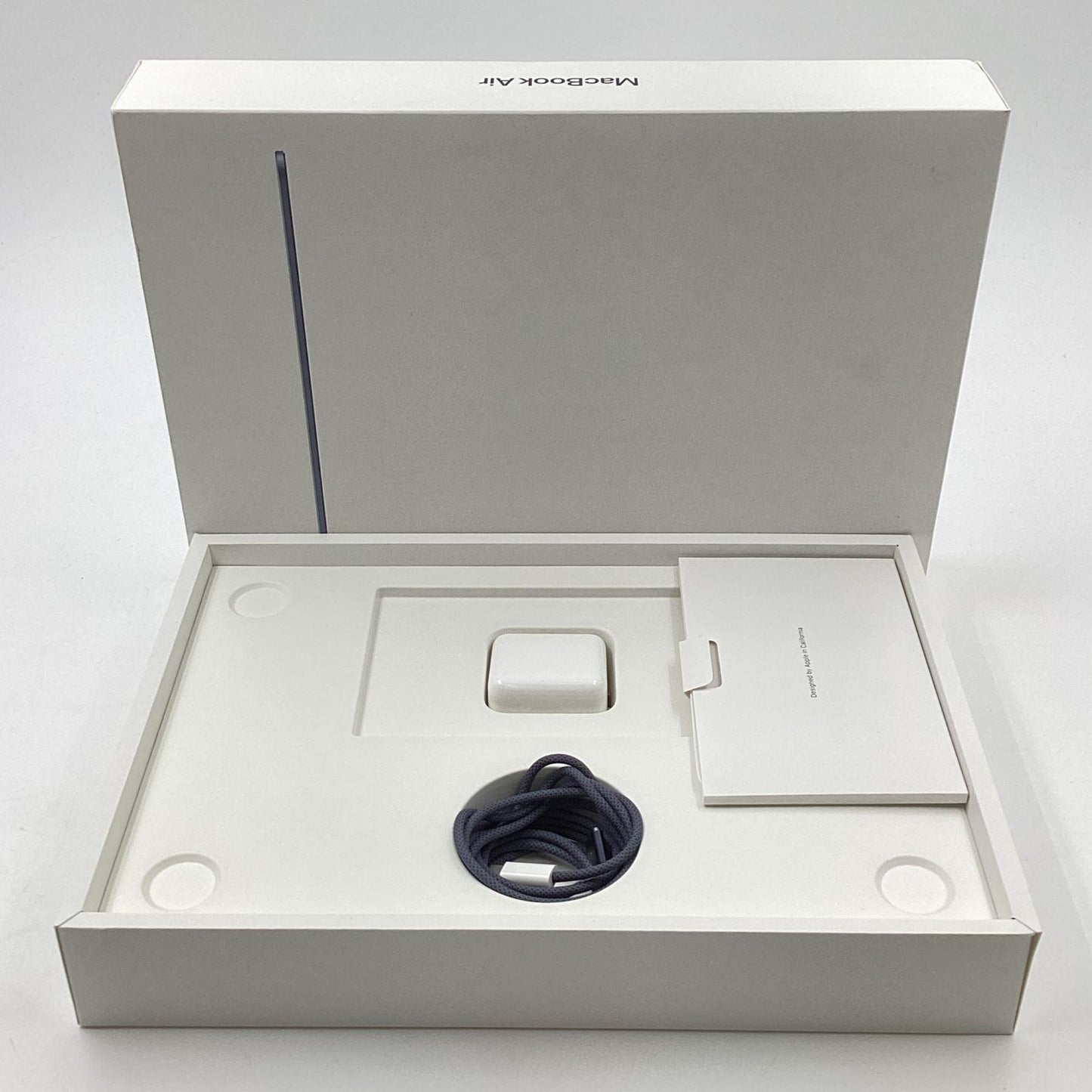 【全額返金保証】【最速発送】Apple MacBook Air 13インチ 2024 Apple M3 16GB SSD 512GB ミッドナイト 100% 超美品 動作確認済