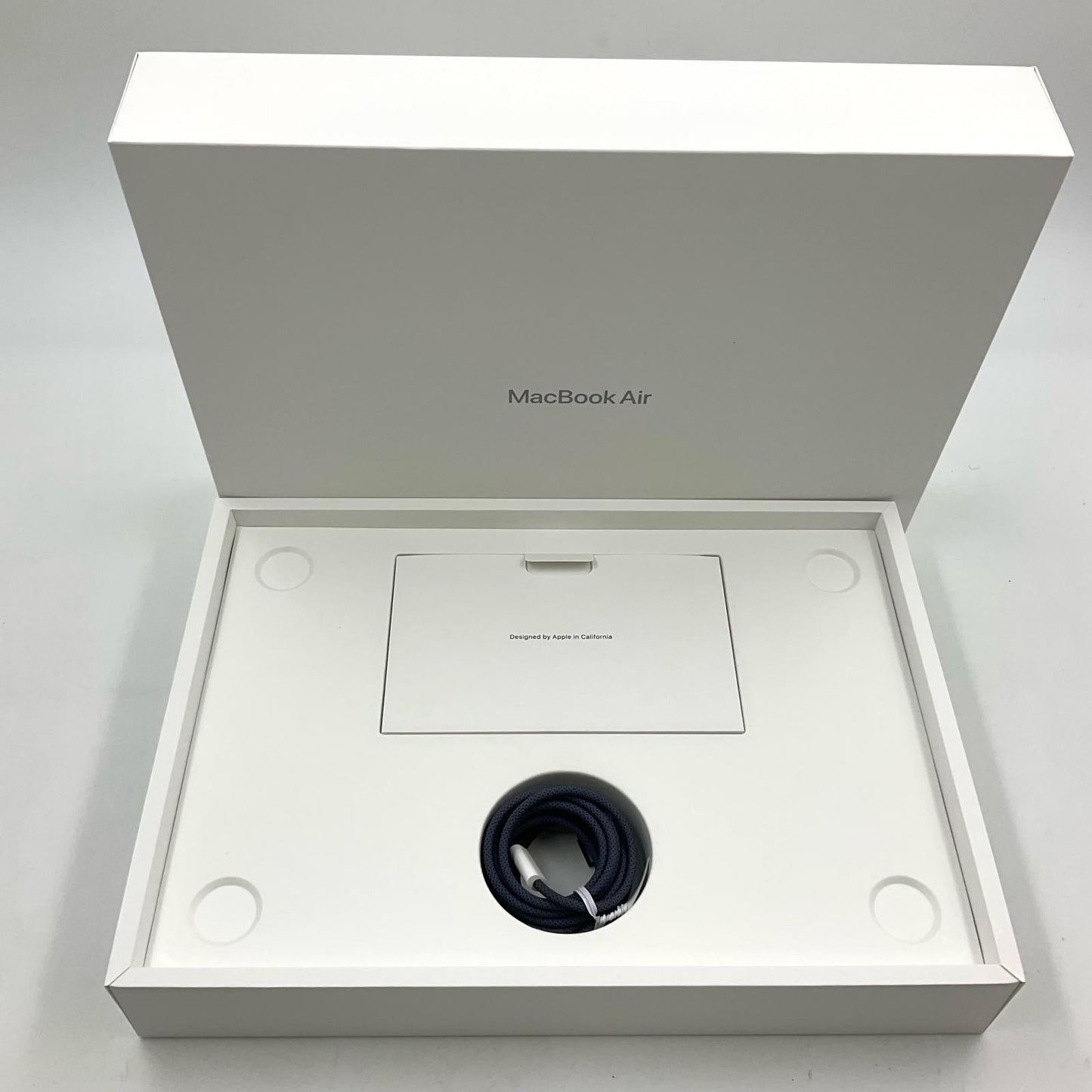 【全額返金保証】【最速発送】Apple MacBook Air 13インチ 2022 Apple M2 8GB SSD 256GB ミッドナイト 91% 動作確認済