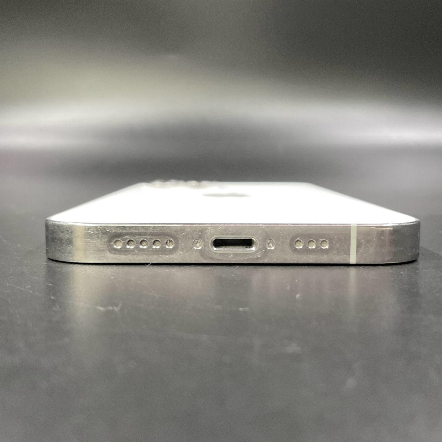 【全額返金保証】【最速発送】Apple iPhone iPhone 12 Pro 128GB シルバー au 白ロム 動作確認済 68%