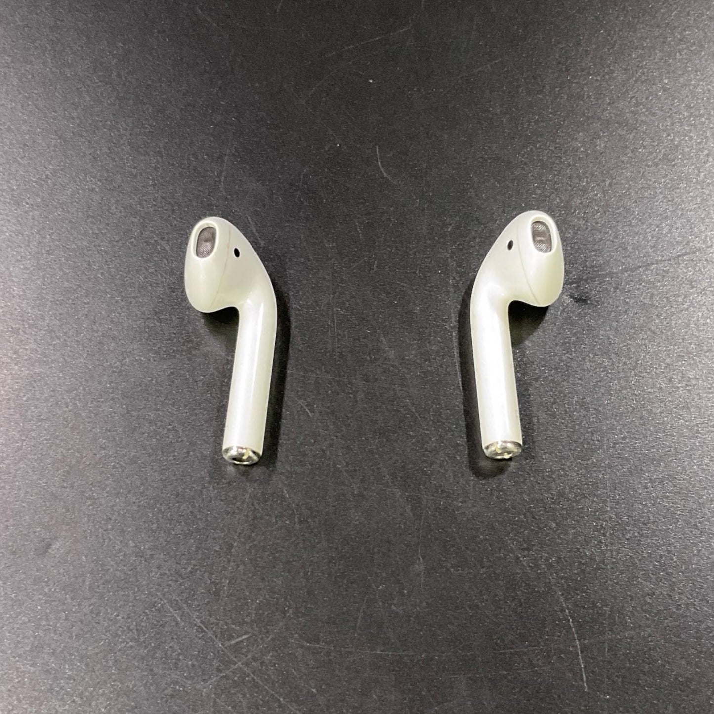 【全額返金保証】【最速発送】Apple AirPods with Charging Case 第2世代 動作確認済