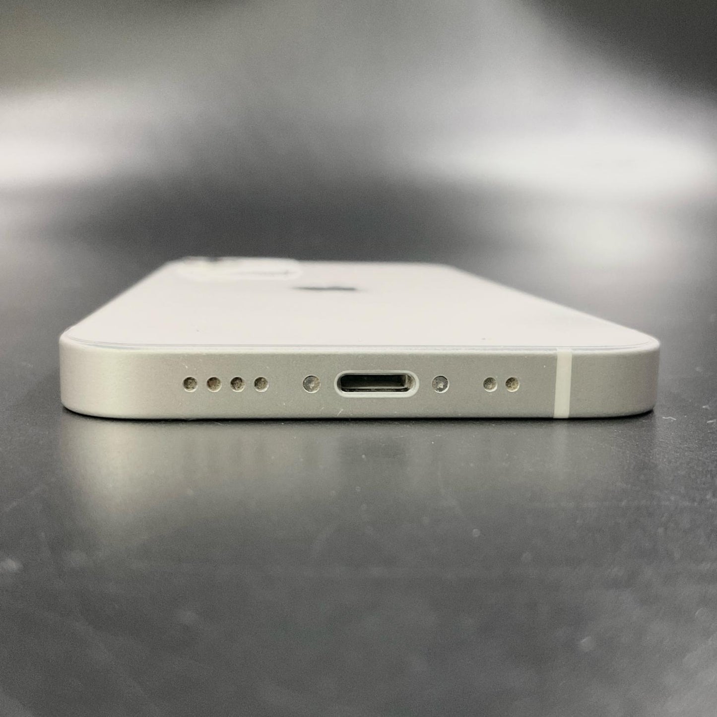 【全額返金保証】【最速発送】Apple iPhone iPhone 12 mini 128GB ホワイト au 白ロム 動作確認済 83%