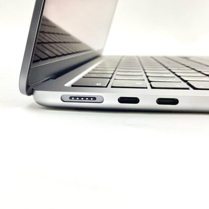 【全額返金保証】【最速発送】Apple MacBook Air 13インチ 2022 Apple M2 16GB SSD 256GB スペースグレイ 100% 美品 動作確認済