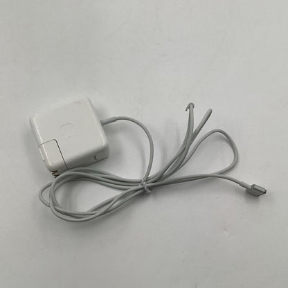 【全額返金保証】【最速発送】Apple MacBook Air 13インチ 2015 Intel Core i5 4GB SSD 256GB シルバー 動作確認済