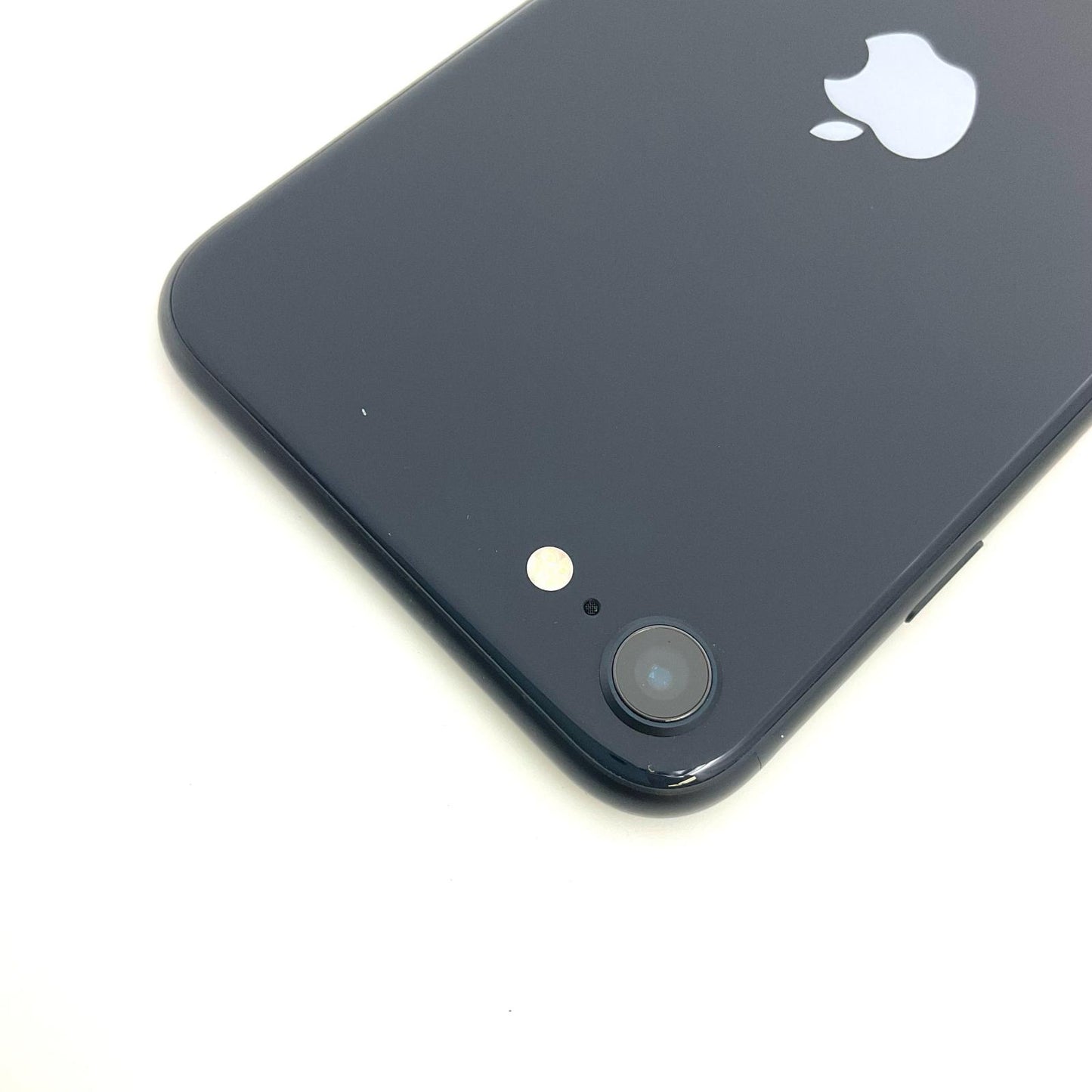 【全額返金保証】【最速発送】Apple iPhone iPhone SE（第3世代） 256GB ミッドナイト au SIMフリー 動作確認済 74%