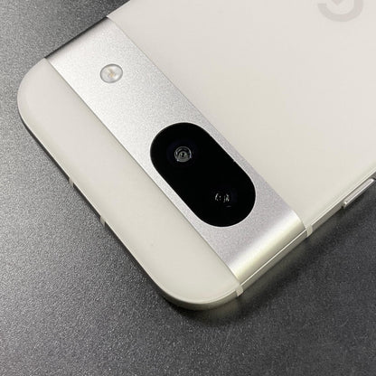 【全額返金保証】【最速発送】Google Pixel 8a 128GB ポーセリン docomo pixel 8a 白ロム 美品 動作確認済
