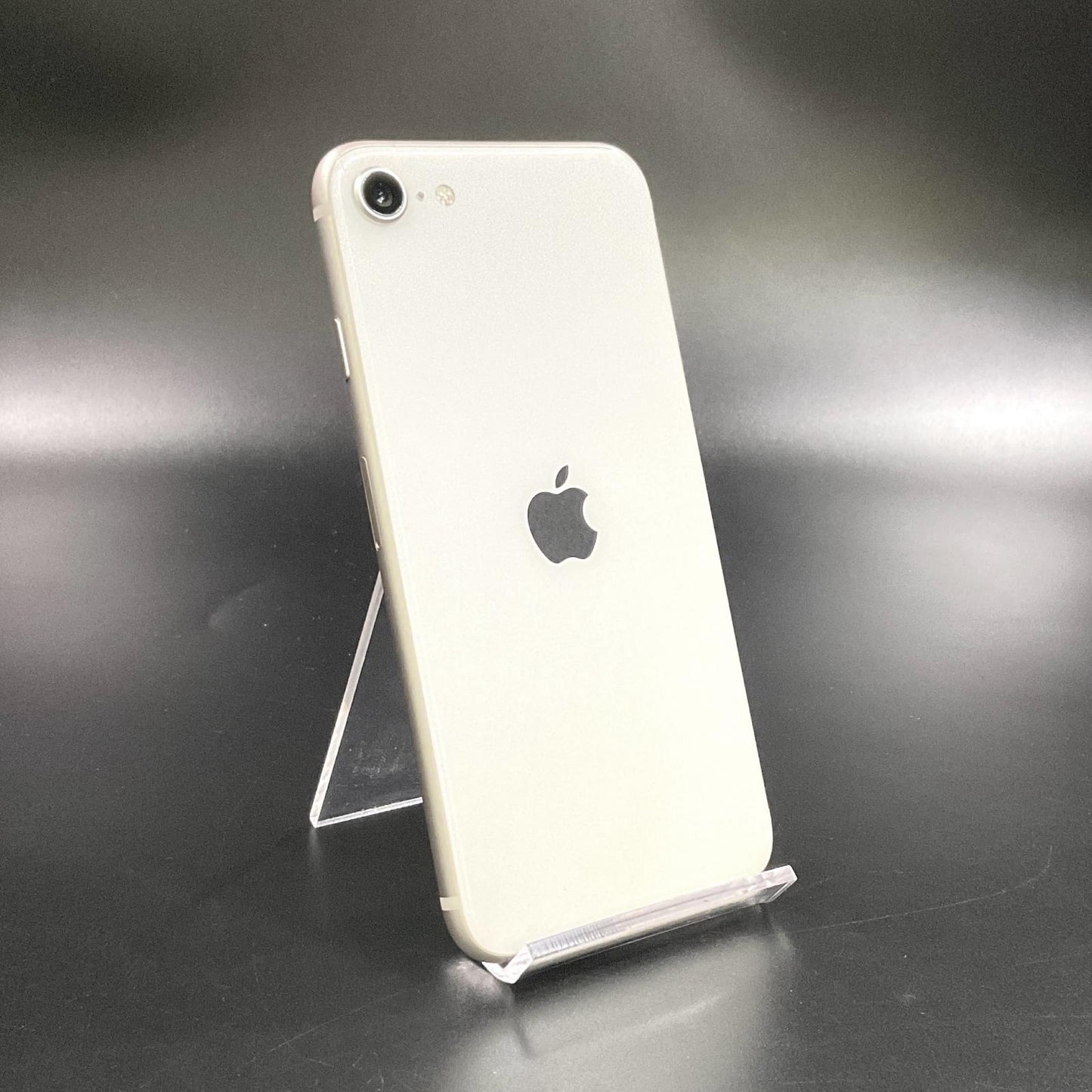 【全額返金保証】【最速発送】Apple iPhone iPhone SE（第3世代） 64GB スターライト 白ロム 動作確認済 85%
