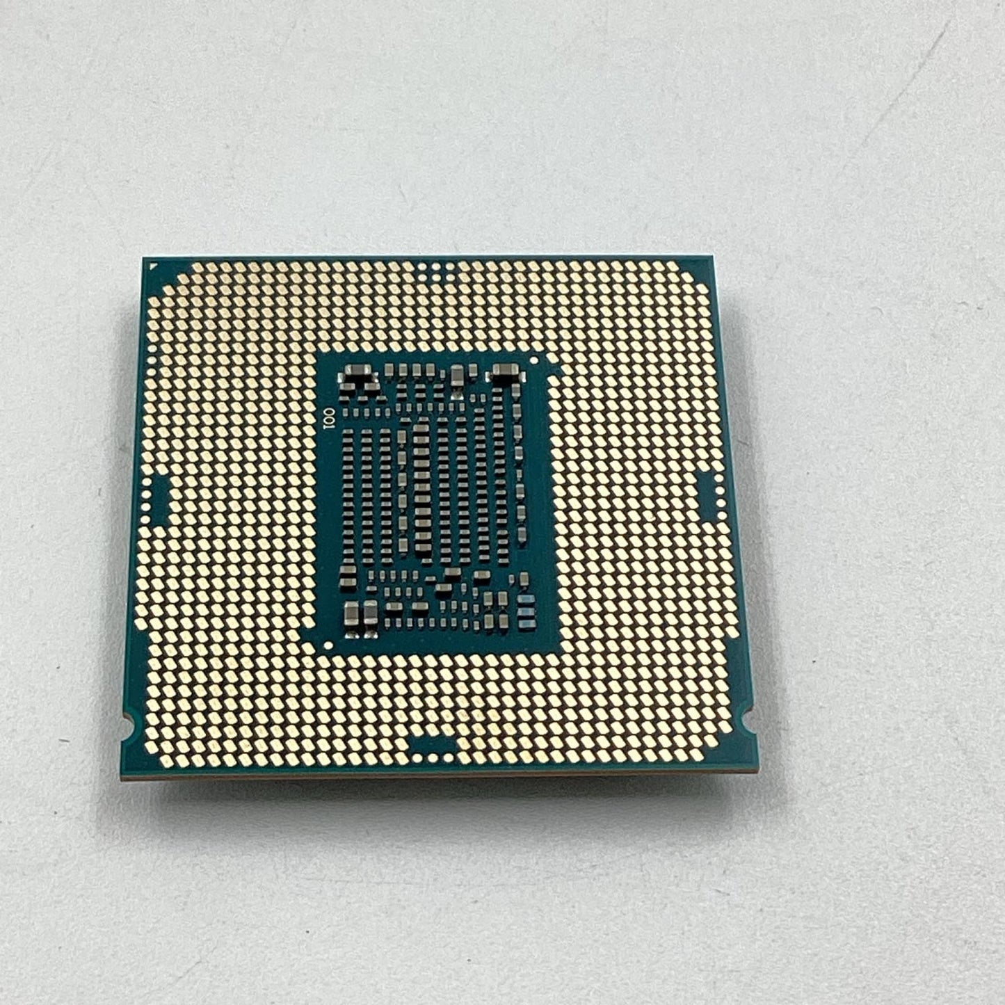 【全額返金保証】【最速発送】Intel XEON E-2144G SR3WM 3.60GHz 美品 動作確認済