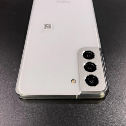 【全額返金保証】【最速発送】SAMSUNG Galaxy S21 5G ファントムシルバー au 白ロム 動作確認済