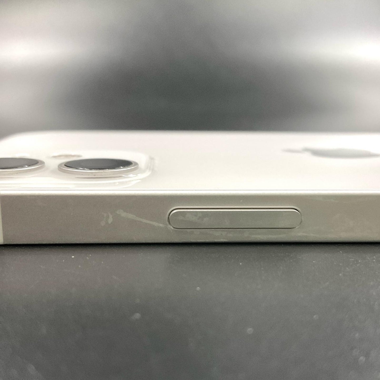 【全額返金保証】【最速発送】Apple iPhone iPhone 12 64GB ホワイト Softbank SIMフリー 白ロム 動作確認済 94%