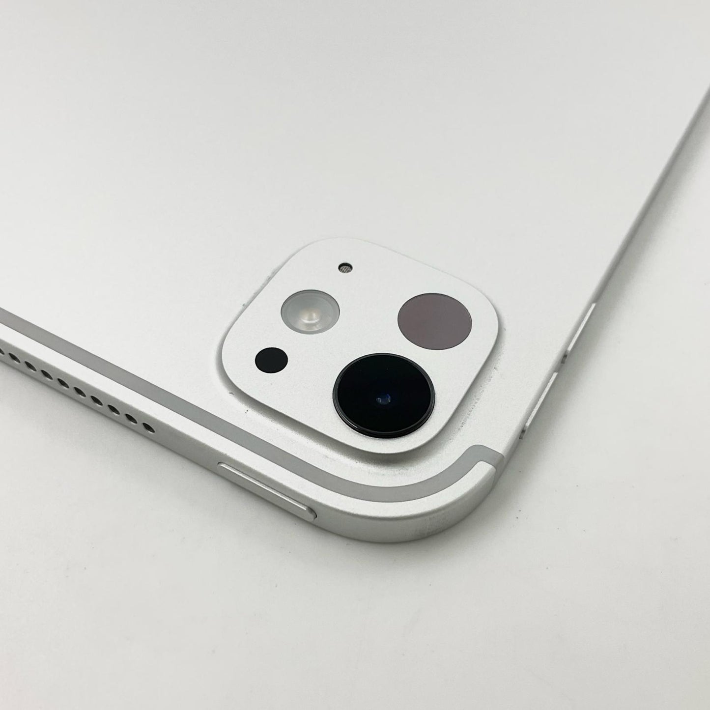 【全額返金保証】【最速発送】Apple iPad Pro M4 11インチ 256GB シルバー Wi-Fi 美品 動作確認済