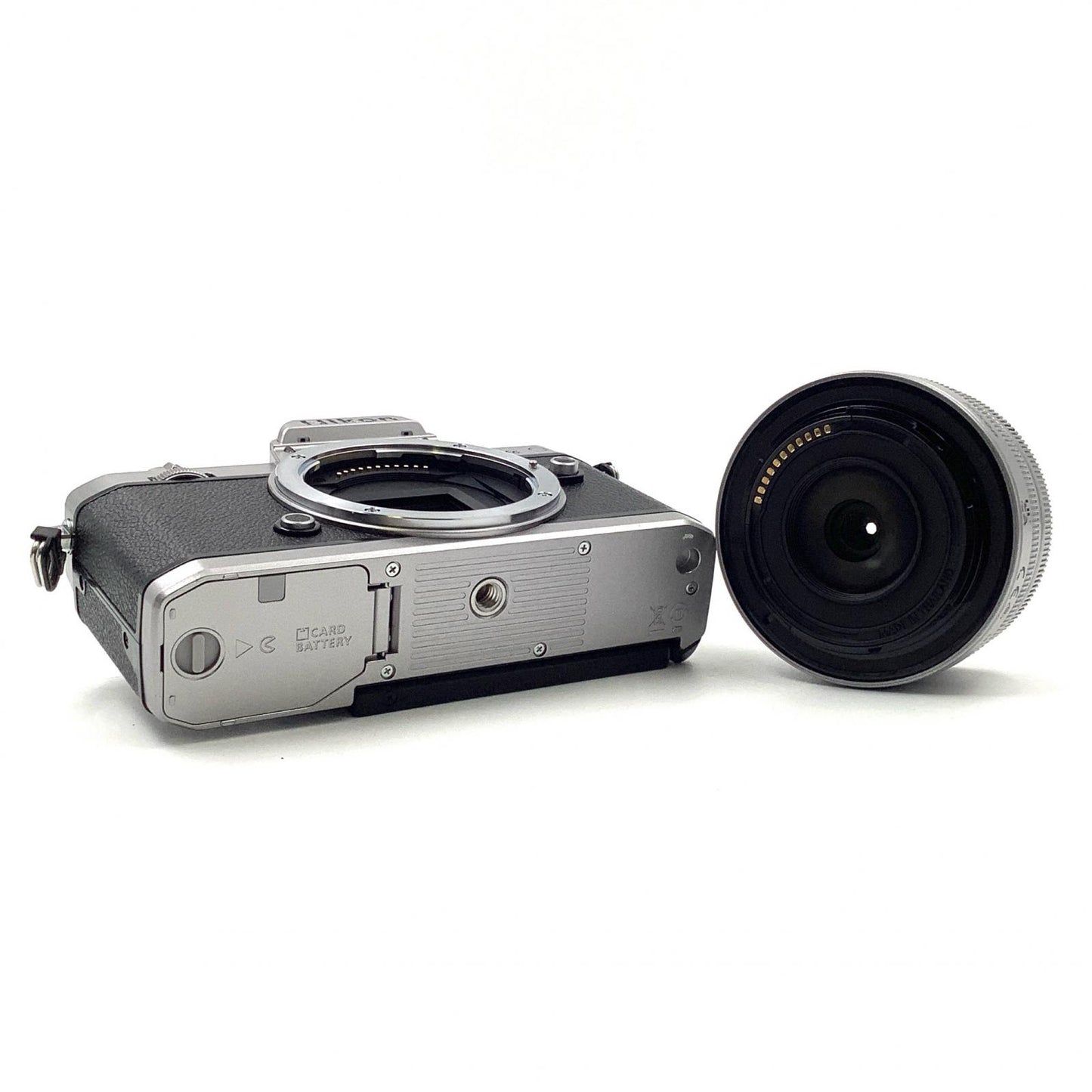 【全額返金保証】【最速発送】Nikon デジタル一眼 Z fc 16-50 VR レンズキット シルバー 美品 動作確認済