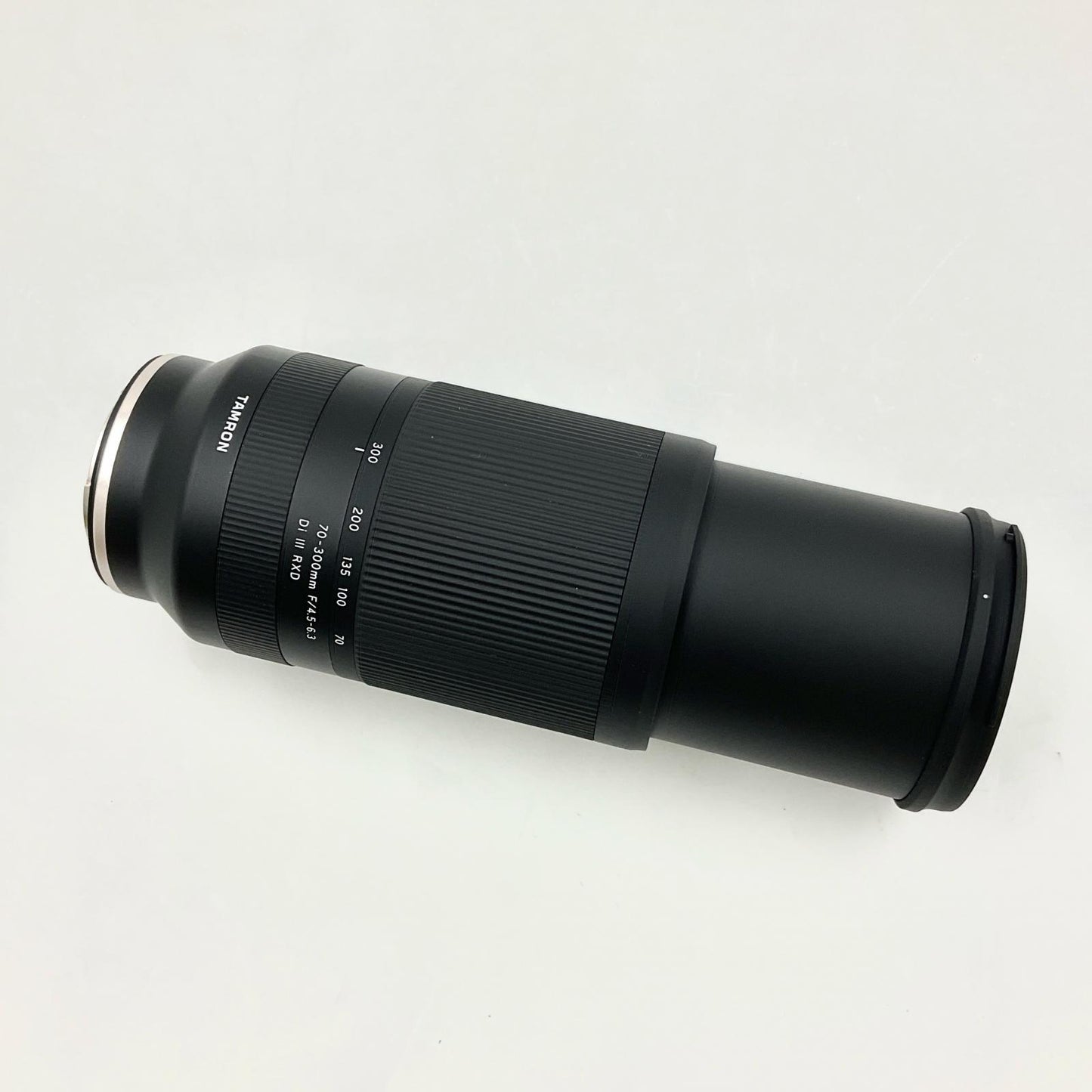 【全額返金保証】【最速発送】TAMRON 70-300mm F/4.5-6.3 Di III RXD (Model A047) 超美品 動作確認済