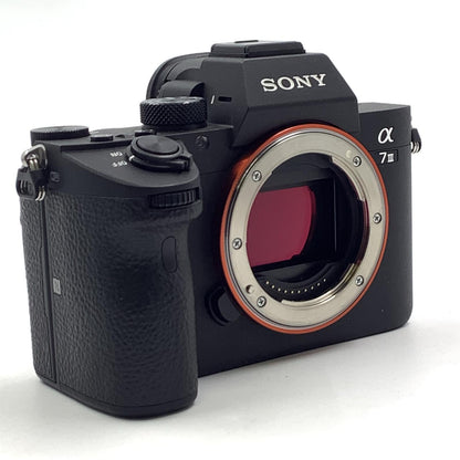 【全額返金保証】【最速発送】Sony デジタル一眼 α7 III ILCE-7M3 ボディ ブラック 動作確認済
