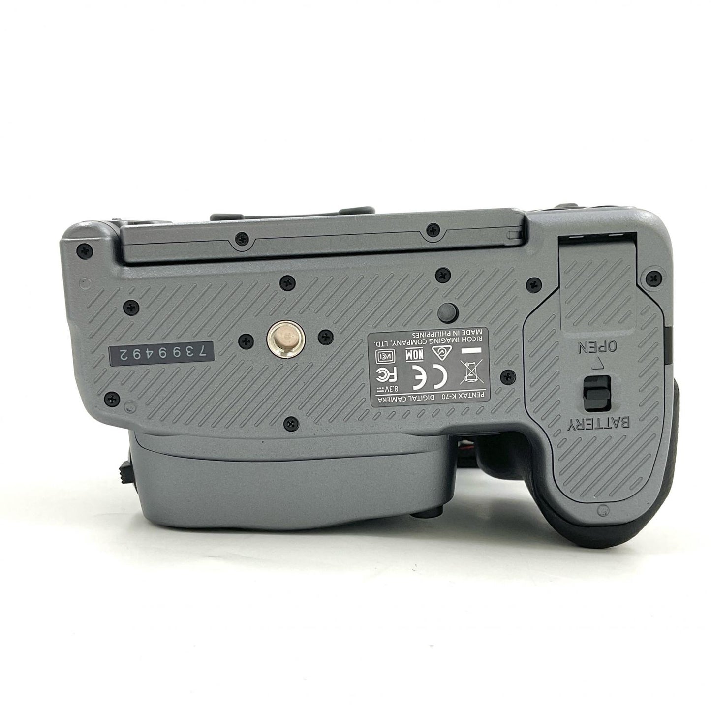【全額返金保証】【最速発送】PENTAX デジタル一眼 K-70 ボディ シルキーシルバー 美品 動作確認済