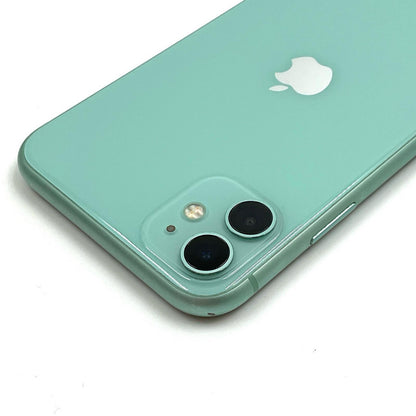 【全額返金保証】【最速発送】Apple iPhone iPhone 11 64GB グリーン docomo 白ロム 動作確認済 74%