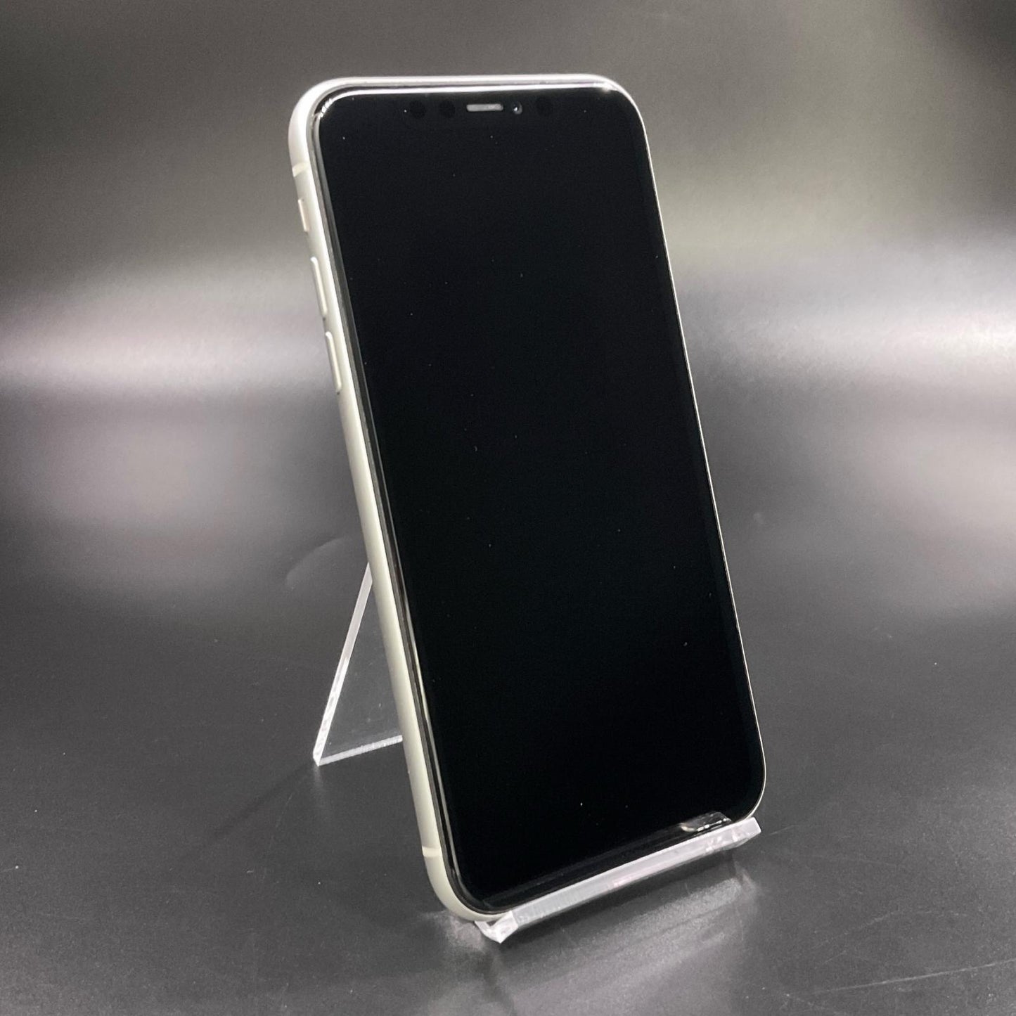 【全額返金保証】【最速発送】Apple iPhone iPhone 11 128GB ホワイト docomo 白ロム 動作確認済 74%