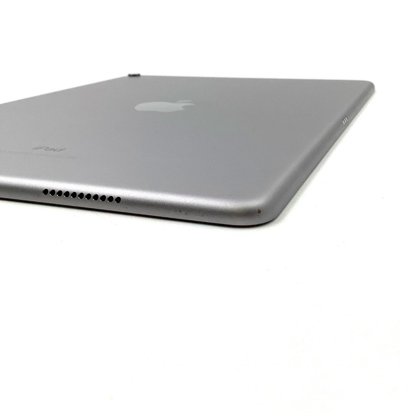 【最速発送】Apple iPad Pro 10.5インチ 256GB スペースグレイ Wi-Fi【難有】