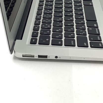 【全額返金保証】【最速発送】Apple MacBook Air 13インチ 2013 1.3 GHz Intel Core i5 4GB SSD 128GB シルバー 動作確認済
