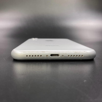 【全額返金保証】【最速発送】Apple iPhone iPhone XR 64GB ホワイト docomo 白ロム 動作確認済 76%