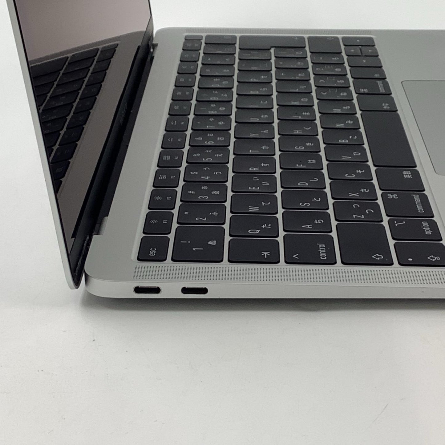 【全額返金保証】【最速発送】Apple MacBook Air 13.3インチ 2019 1.6 GHz デュアルコア Intel Core i5 8GB SSD 256GB シルバー 81% 動作確認済