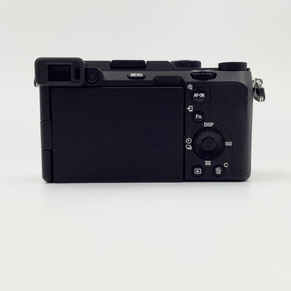 【全額返金保証】【最速発送】Sony デジタル一眼 α7C ILCE-7C ボディ ブラック 美品 動作確認済