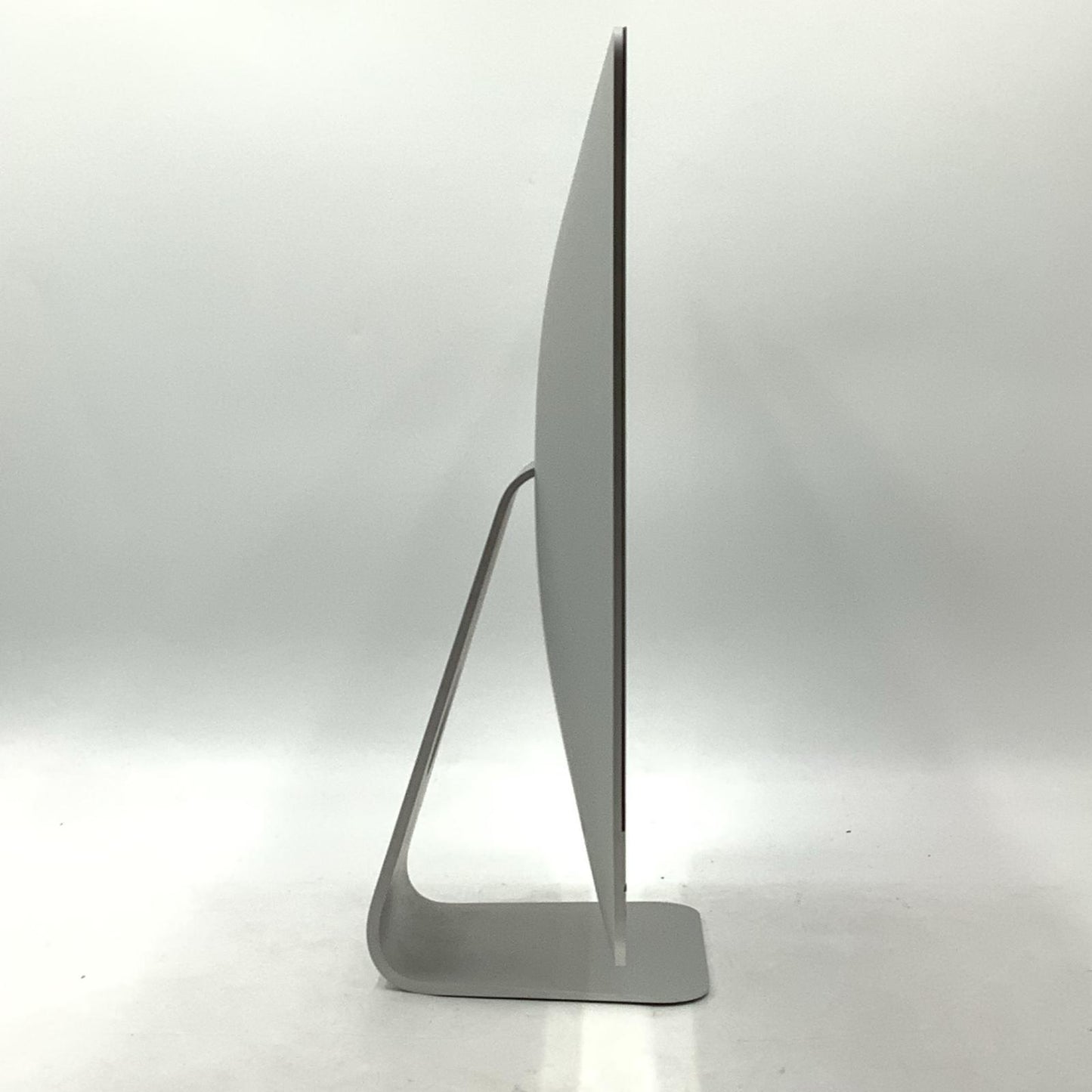 【全額返金保証】【最速発送】Apple iMac 21.5インチ デュアルコア intel core i5 8GB HDD 1TB シルバー 動作確認済