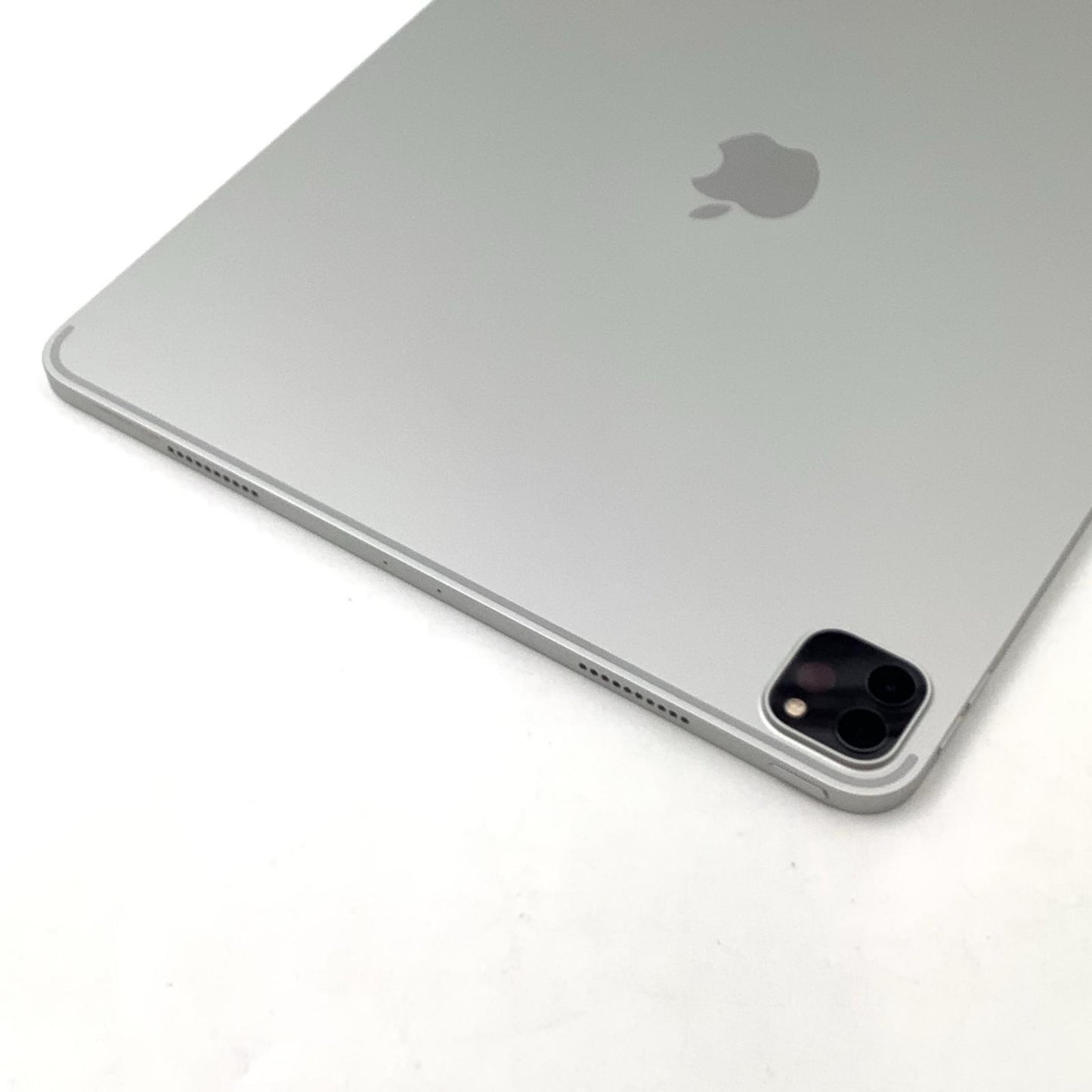 【全額返金保証】【最速発送】Apple iPad Pro 12.9インチ 第6世代 256GB シルバー Wi-Fi 動作確認済
