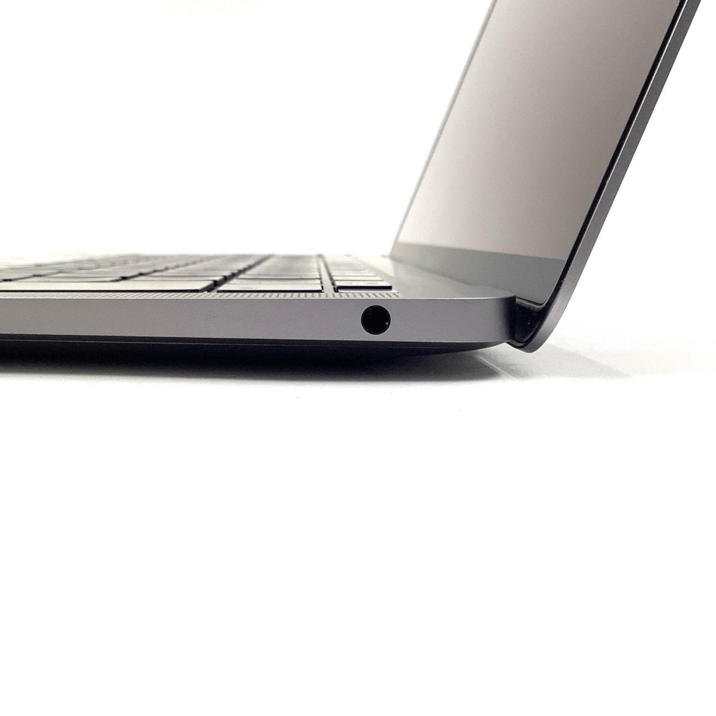 【全額返金保証】【最速発送】Apple MacBook Air 13.3インチ 2020 Apple M1 8GB SSD 512GB スペースグレイ 93.1% 動作確認済