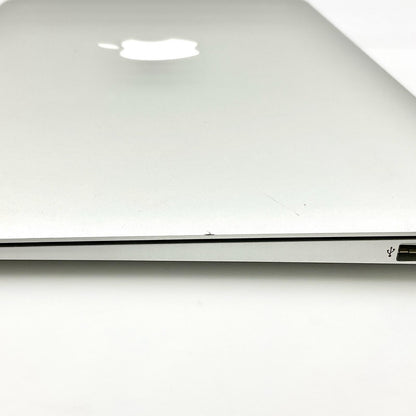 【全額返金保証】【最速発送】Apple MacBook Air 11インチ 2014 デュアルコア intel core i5 4GB SSD 128GB シルバー 94.1% 動作確認済