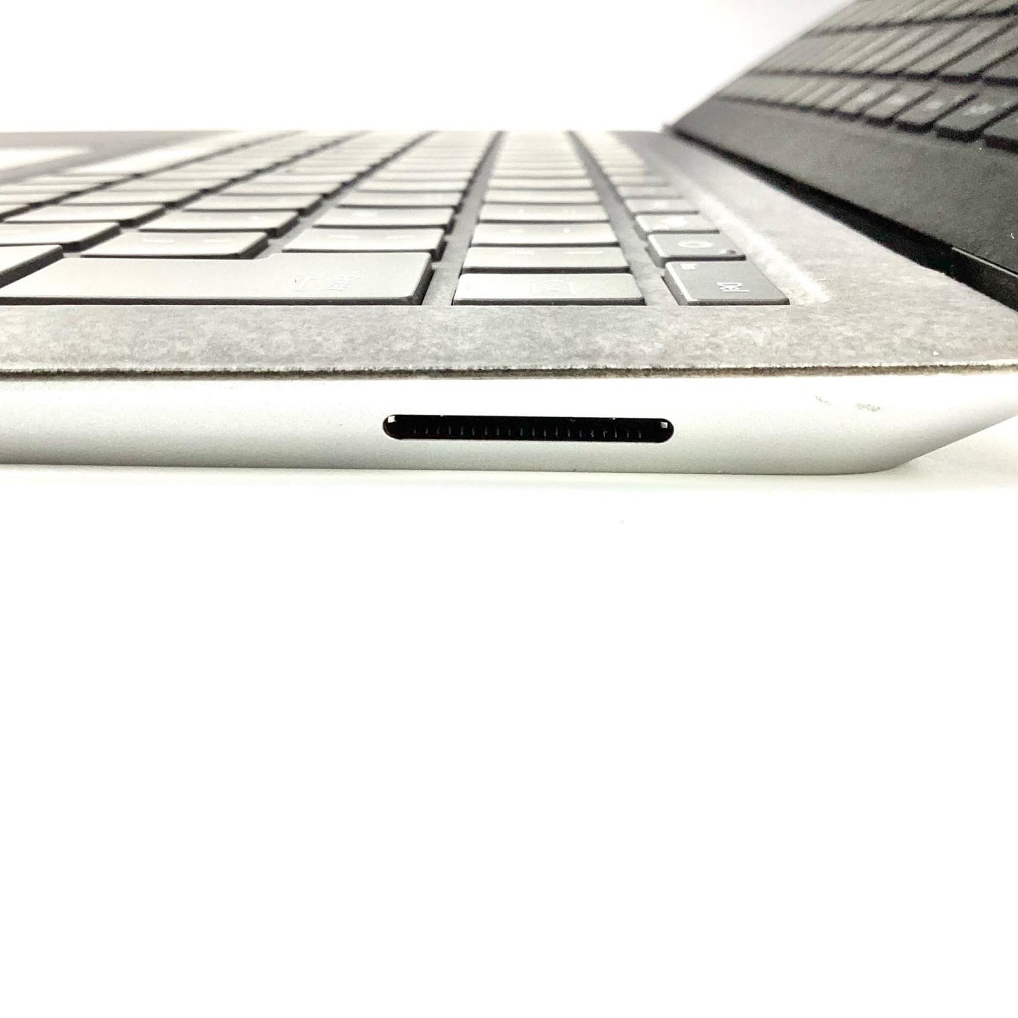 【全額返金保証】【最速発送】Microsoft Surface Laptop 5 1950 12th Gen Intel(R) Core(TM)i5-1235U 2.50GHz 8GB M.2 SSD 256GB 83% 動作確認済