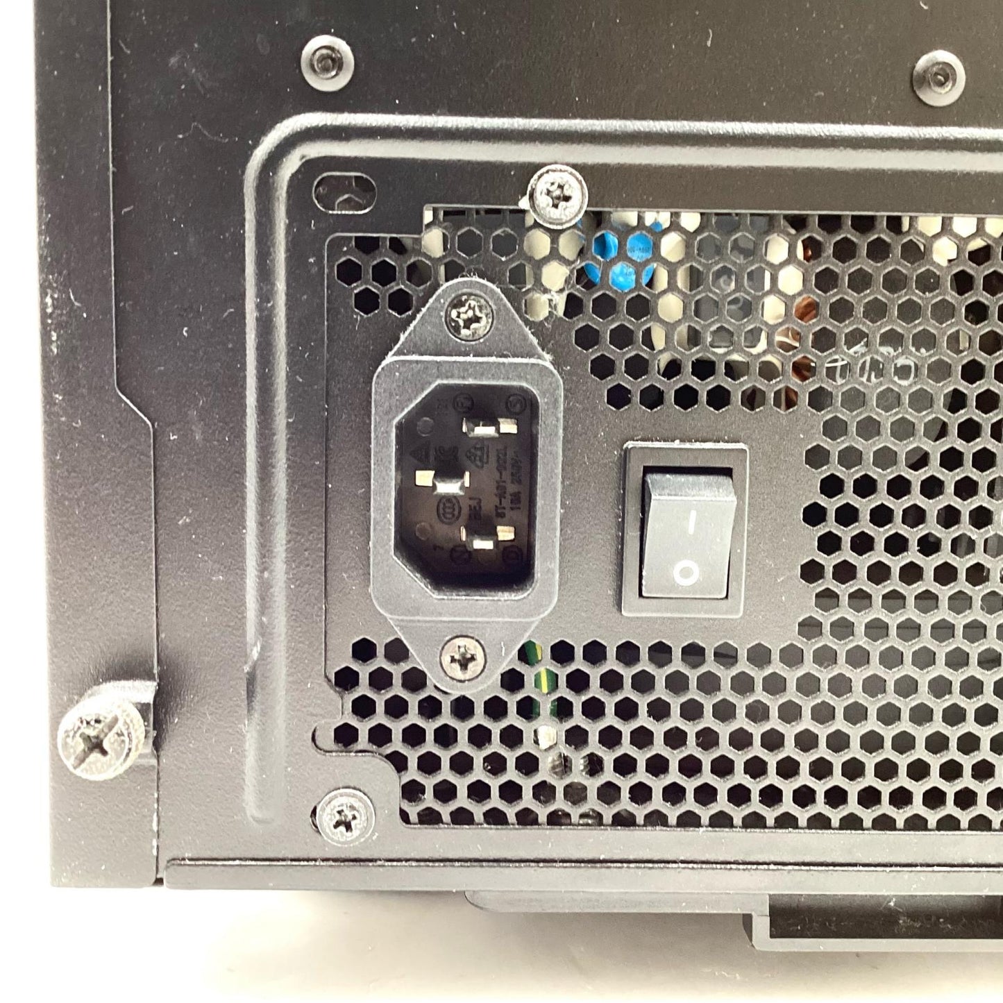 【全額返金保証】【最速発送】自作PC 自作ゲーミングpc AMD Ryzen 3 3300X 16GB SSD 500GB HDD 500GB NVIDIA GeForce RTX 3060 Ti 動作確認済