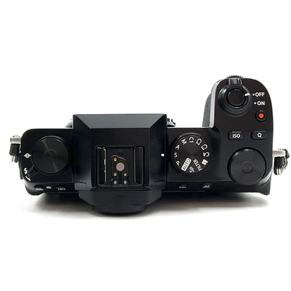 【全額返金保証】【最速発送】FUJIFILM デジタル一眼 X-S10 ボディ ブラック 超美品 動作確認済