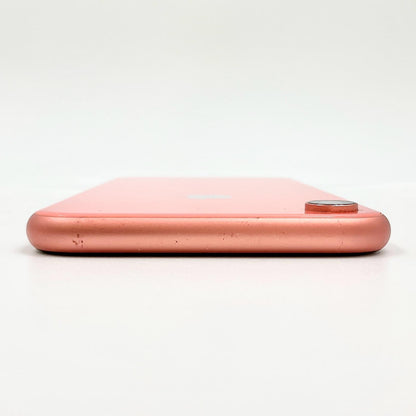 【全額返金保証】【最速発送】Apple iPhone iPhone XR 128GB コーラル docomo 白ロム 動作確認済 79%