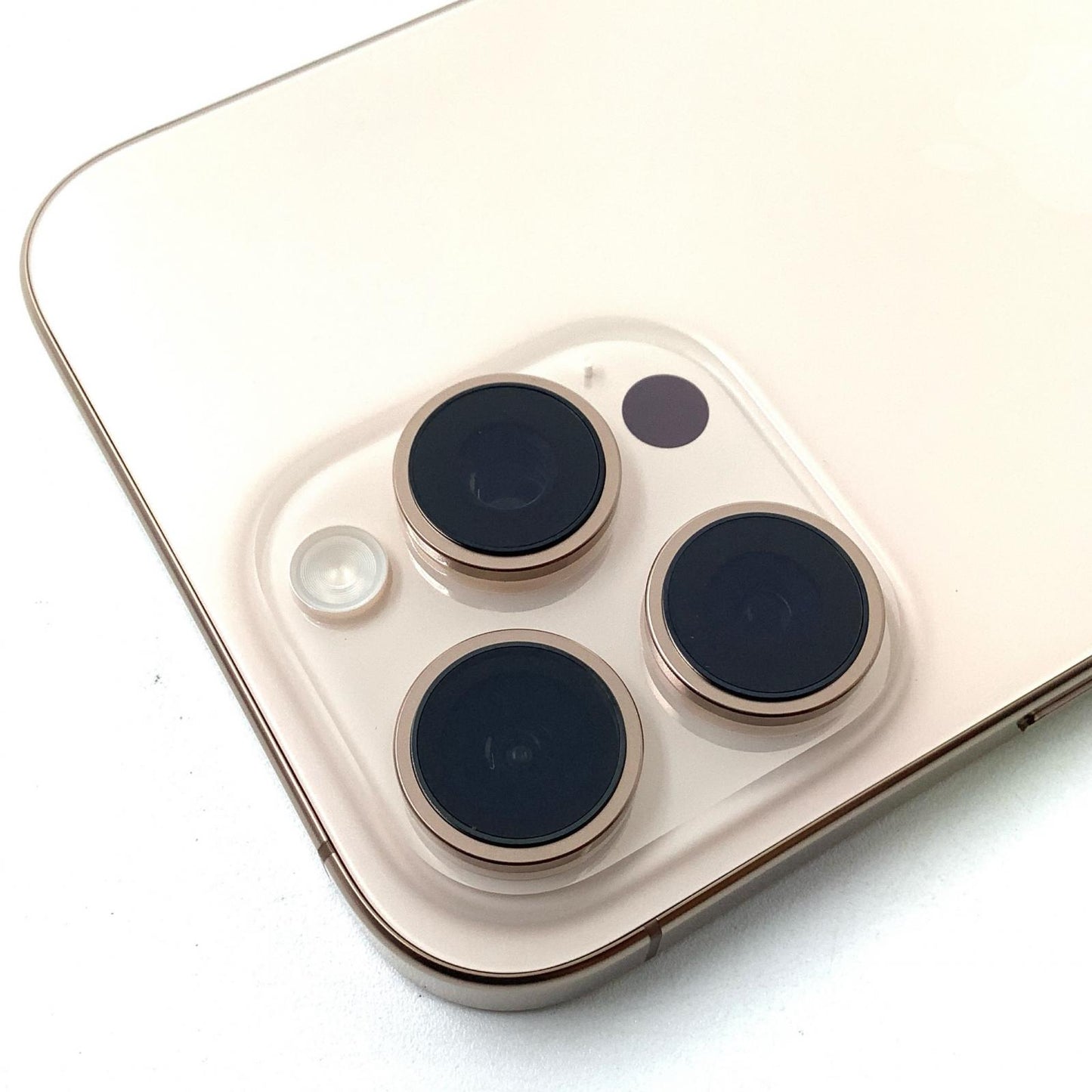 【全額返金保証】【最速発送】Apple iPhone iPhone 16 Pro Max 256GB デザートチタニウム SIMフリー 白ロム 超美品 動作確認済
