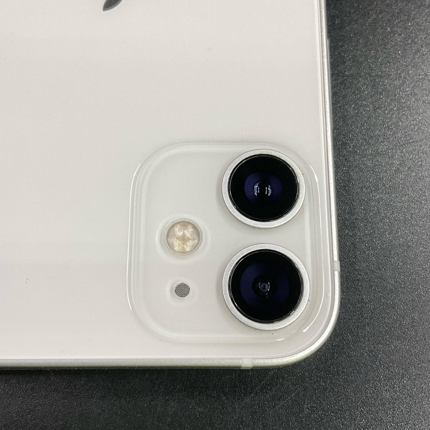 【全額返金保証】【最速発送】Apple iPhone iPhone 12 mini 128GB ホワイト au 動作確認済 75%