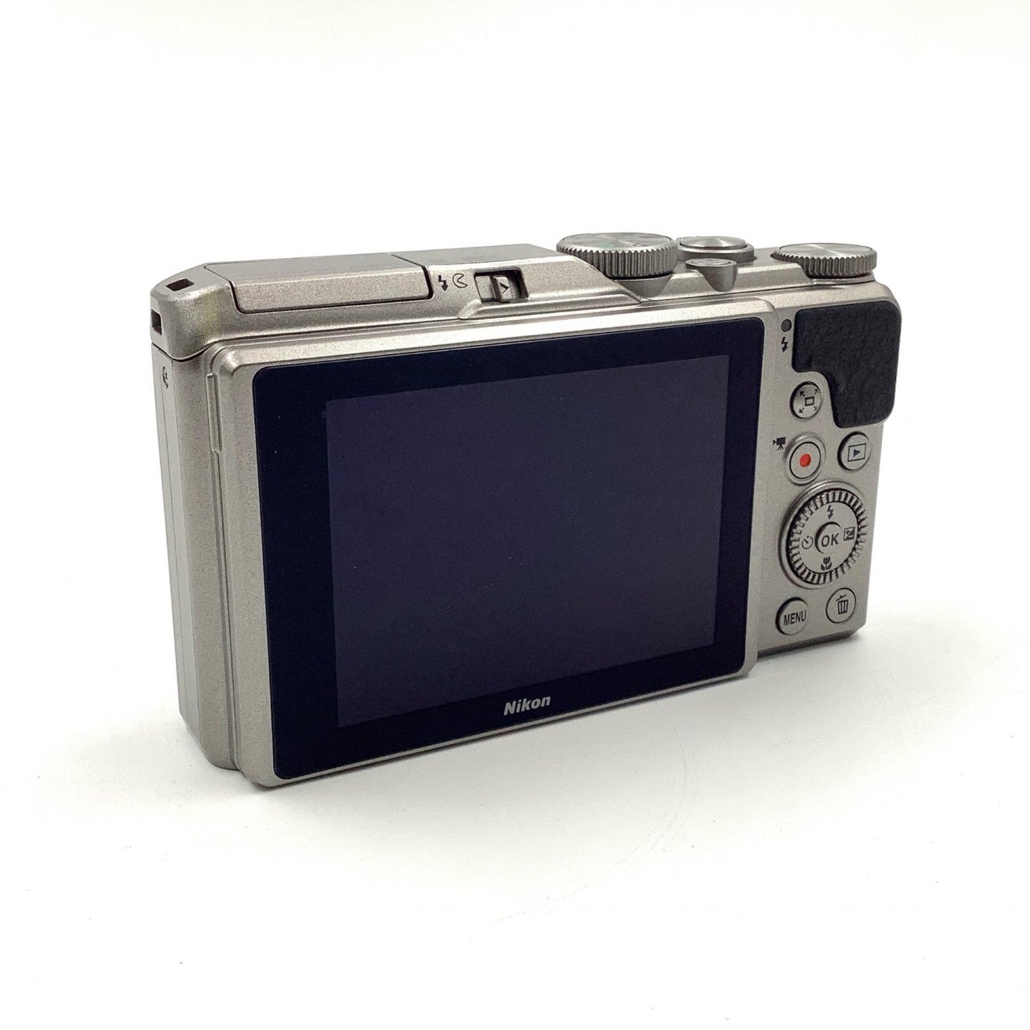 【全額返金保証】【最速発送】Nikon コンパクトデジタルカメラ COOLPIX A900 [シルバー] 超美品 動作確認済