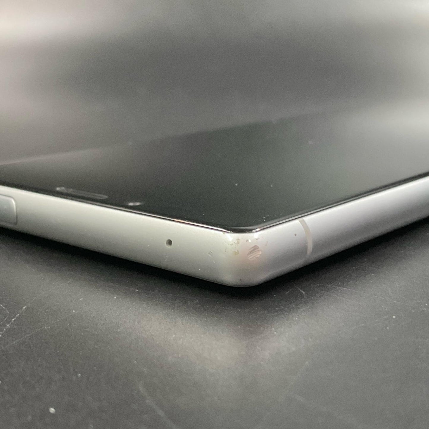 【最速発送】Sony Xperia 1 ホワイト au SOV40 白ロム【難有】