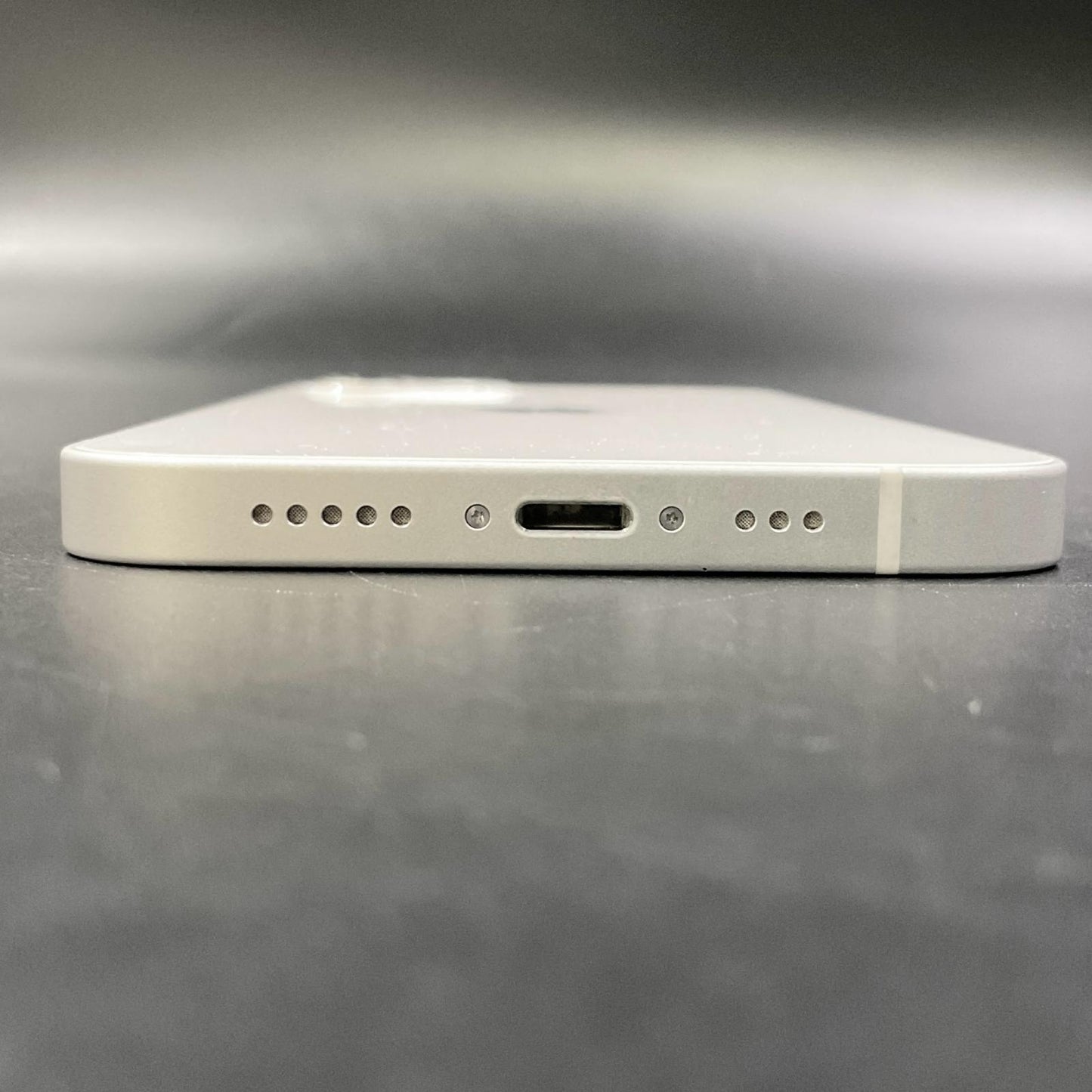 【全額返金保証】【最速発送】Apple iPhone iPhone 12 128GB ホワイト au SIMフリー 白ロム 動作確認済 77%
