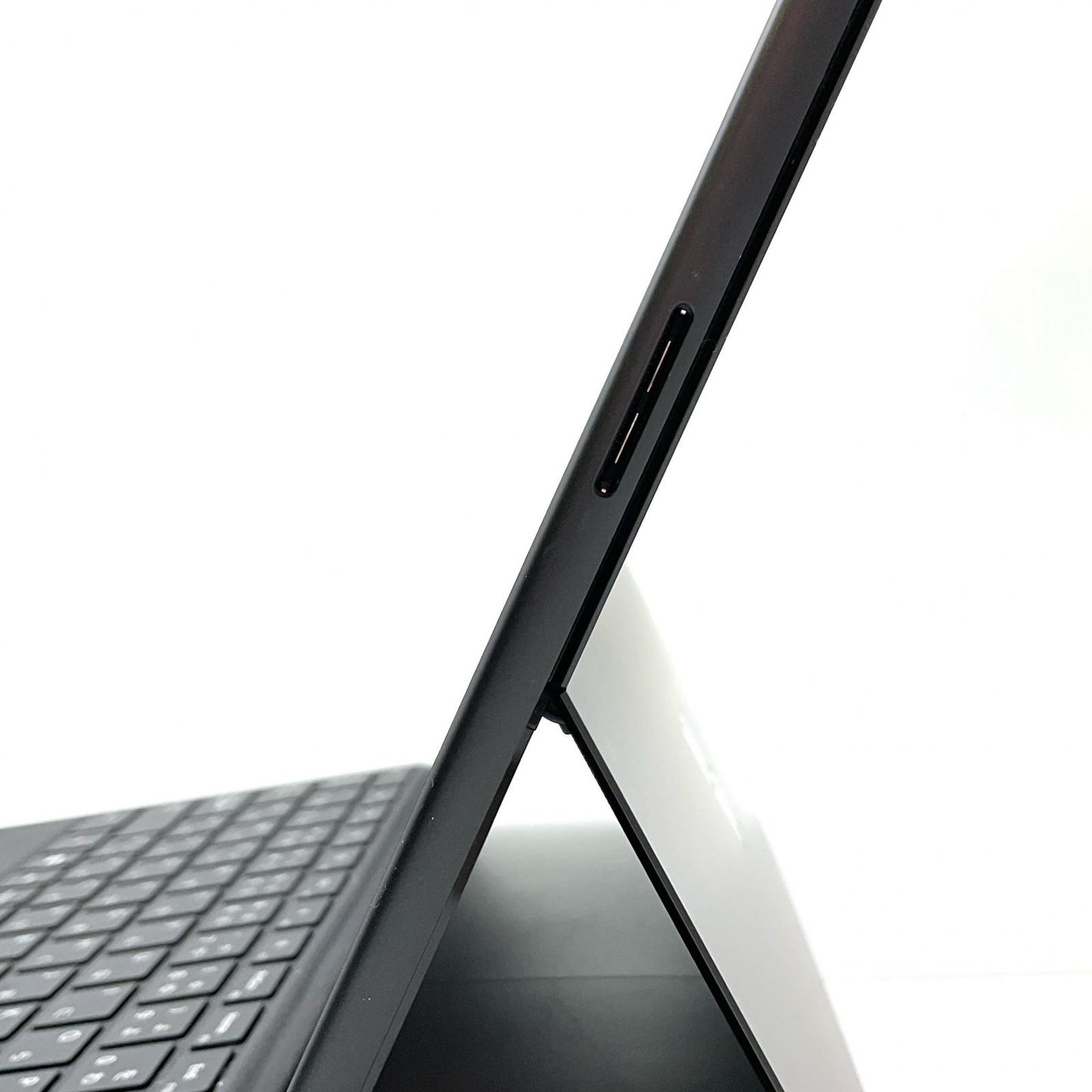 【最速発送】Microsoft Surface Pro 9 12th Gen Intel Core i5-1235U(12 CPUs), ~2.5GHz 8GB SSD 256GB 92.4%【難有】